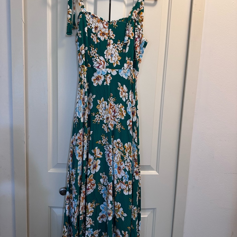 Green Floral Maternity Dress- Tie Straps